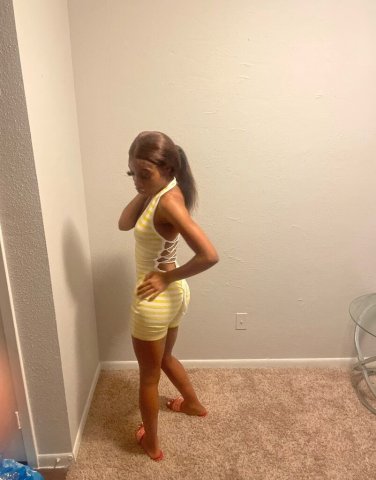 Houston Female Escort — Clean & showered, no free offers - 1