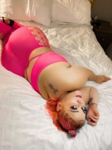 Sacramento, CA Female Escort — Incalls & Outcalls + Massages - 1