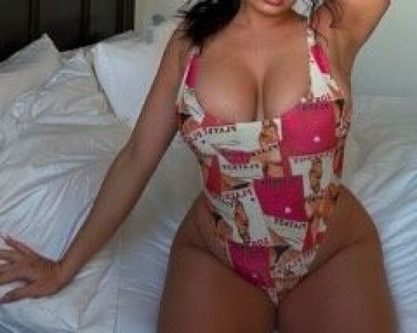 Irvine Travel Schedule Female Escort — text first, same-day appointments - 1