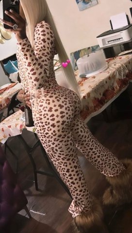 Dallas, TX Outcalls & In-Calls — Private Dances (Car Play Only) - 1