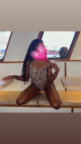 Raven — Petite Fitness Model (Outcalls Only) - 1