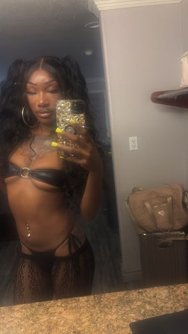 Party Girl (No Deepthroat) — 25-Year-Old Ebony Escort in Los Angeles - 1