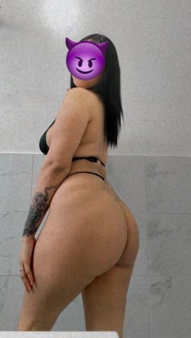 Staten Island NY Latina Escort — Elegante & discreta, fotos reales - 1