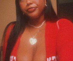 Seattle WA Full Service Escort — Dominant Fetish-Friendly Sessions - Image 2