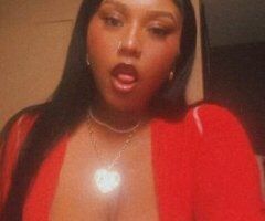 Seattle WA Full Service Escort — Dominant Fetish-Friendly Sessions - Image 3