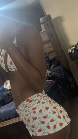 Treasure Coast FL Petite Barbie Female Escort — Incalls, Outcalls, Full Service - 1
