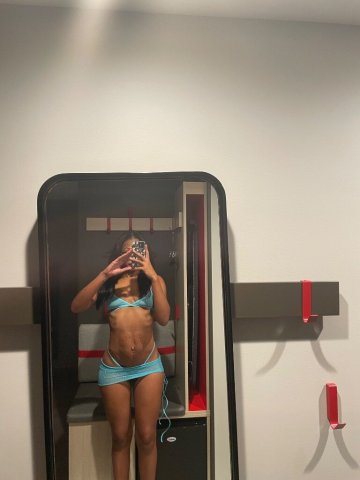 Mona Elise ⭐ Natural Big Juicy Ass  Incall - 23 (Milwaukee) - 1