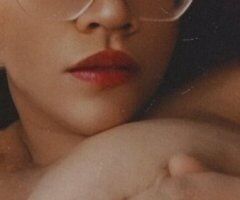 Portland Plus-Size Female Escort — Princess-style playful & special requests - Image 4