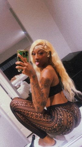 Lucky in Memphis, TN — Petite FEMDOM Outcalls & Cardates - 1