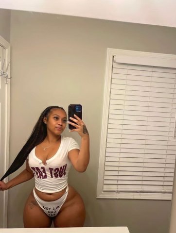 Richmond, Virginia Incalls & Outcalls — 27-Year Female Escort (Car Fun, Full Service) - 1