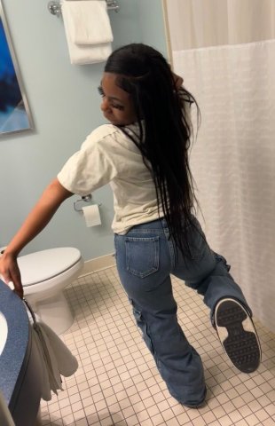 Miami Female Escort — Full body massage & happy endings - 1