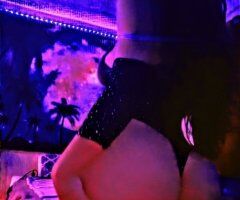 Gizzelle — Italian/Spanish Bombshell Female Escort in Austin, TX - Image 5