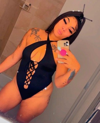 Carplay & Outcall — Two Girls Available (23) - 1