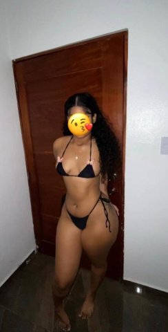 Denver CO Fun-Focused Escort for Late-Night Chemistry - 1
