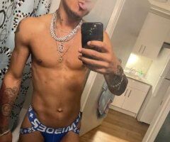 Bronx escorts - Bronx Video Call Male Escort — Intimate Boyfriend Experience & 9" Uncut