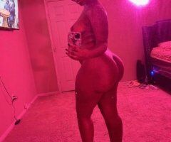 Fresno, CA Female Escort — Outcalls, Real Pics, Massage & Role-playing - Image 4