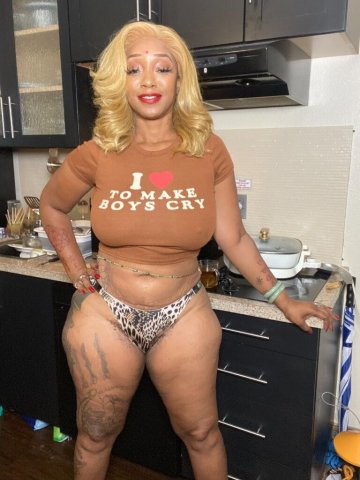 Raleigh-Durham Incall/Outcall Escort — 200HH Strip Tease (No Bare Back/No Anal) - 1