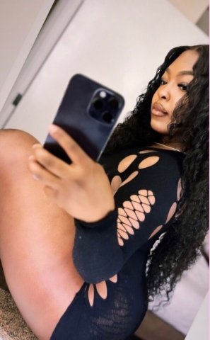 Charleston, SC Curvy Ebony Escort — Incall, Outcall, FaceTime - 1