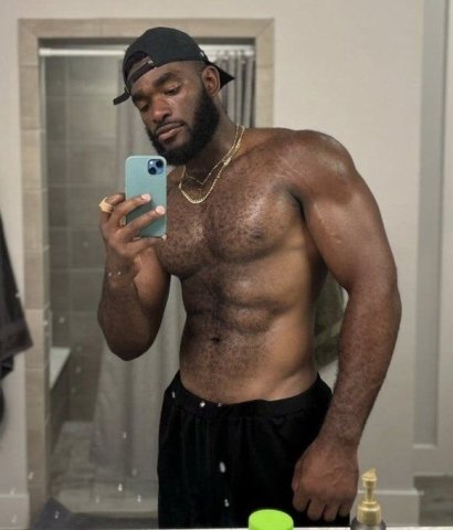Tacoma Male Escort — Full body erotic massage - 1
