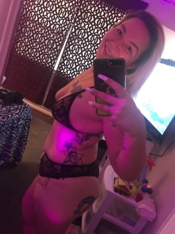 Baton Rouge Female Escort — discreet hookup scheduling - 1