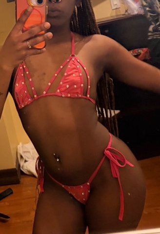 Bronx Female Escort — Outcalls Only, Cardates in Your Car - 1