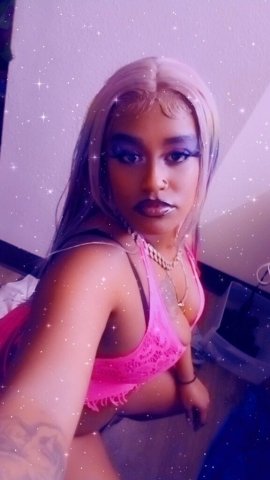 Bakersfield CA Female Escort — QV, HHR, and HR Special - 1