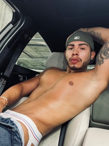 Las Vegas Male Escort — athletic, smooth bubble butt - 1