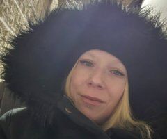 Kansas City escorts - Kansas City Blonde Female Escort — Outcall Only, Men