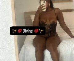 Washington D.C. escorts - Honey-sweet petite escort in Washington, DC — drama-free, fresh & clean