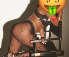Honey-sweet petite escort in Washington, DC — drama-free, fresh & clean - Image 4