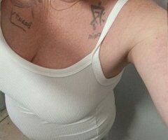 Curvy Thick Escort — Fetish Friendly - Image 5