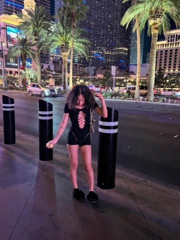Las Vegas Female Escort — cum have fun with me daddy - 19 - 1