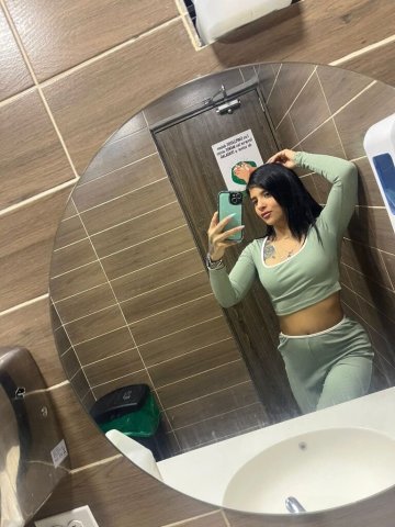 Valdosta, GA Female Escort — in-call & out-call, car meets, hotel visits - 1