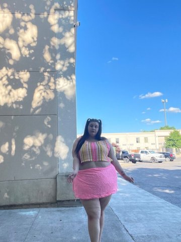 Pretty BBW in Raleigh-Durham — travel + lunch/dinner dates - 1