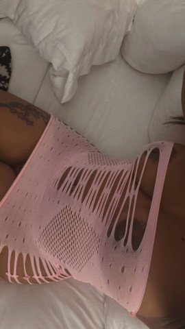 Petite Freak Serenity—Incalls at Philly Airport, Fetishes OK - 1