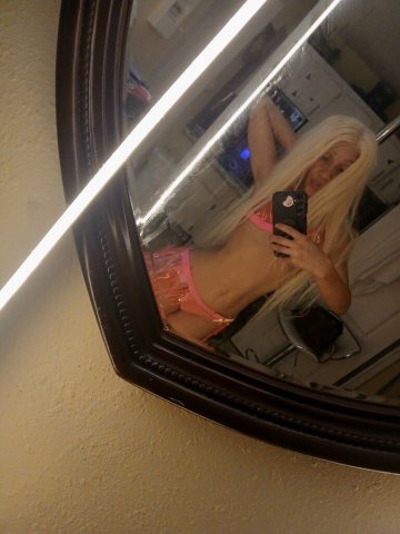 Tampa Out-Call or In-Call Female Escort — 35 - 1