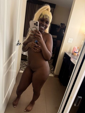 Mendocino Female Escort — Thick In-Calls & Party Favors - 1