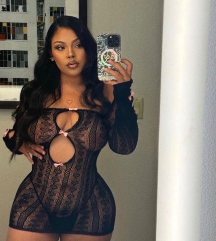 Roswell / Carlsbad Female Escort — Mya for Discreet Dates - 1
