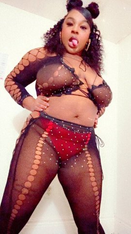 Dominican Mixed Female Escort — Overnight Hours & Fetish-Friendly Services - 1