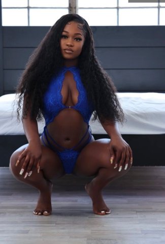 Malanii — Kansas City Female Escort (Short Appointments) - 1