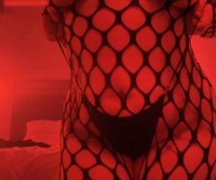 Queens escorts - Queens Village Italian Curvy Escort — In-call