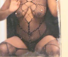 Louisville Incall Female Escort — Nude Massage (Hot Towel, Salt Bath) - Image 3
