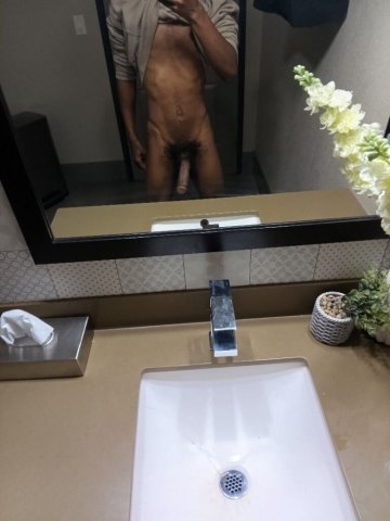 Nashville TN Male Escort — Skinny, slim, big-dick sessions - 1