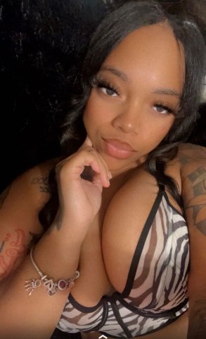 Amber — Two-Girl Escort (24) for Facetime & Shows - 1