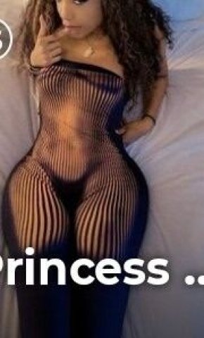 Outcalls 23 — St. Louis Female Escort - 1