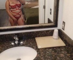 Inland Empire escorts - Hailey Rose (Pretty & Petite Playmate) — Adelanto Special (In-Call/Out-Call/Car Play)
