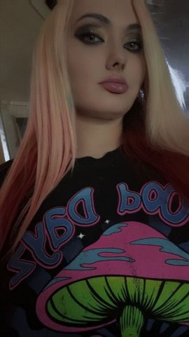 Happy Hump Day — 2-Girl Appointments in Louisville (Incall/Outcall Deposit) & Live Chat Content - 1
