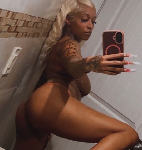 Nayloni — Bellflower Incall & Outcall QV Special (5⭐ Full Service) - 1