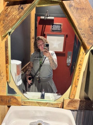 Janesville Petite Fun Girl Escort — Incall & Outcall - 1