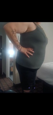 Rockford IL Woman Seeking Discreet Fun - 1